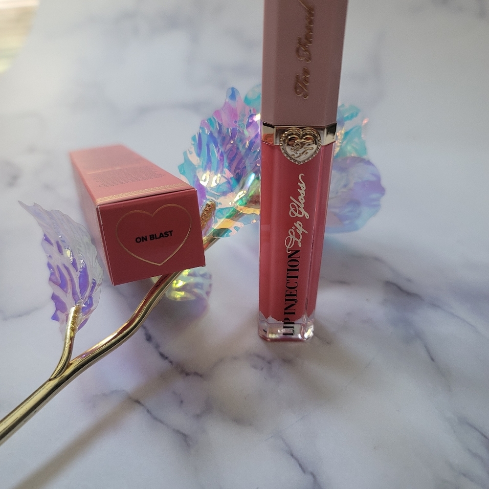 Too Faced Lip Injection Lip Gloss - Picture 2 of 2